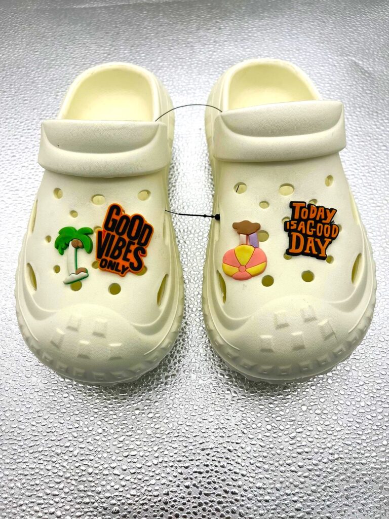 Mega Clogs with Jibbitz